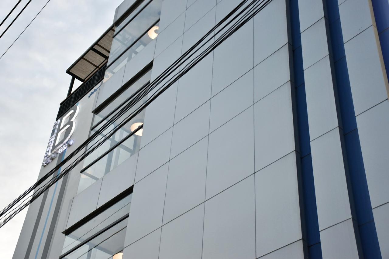 B Boutique Residence Szuratthani Kültér fotó