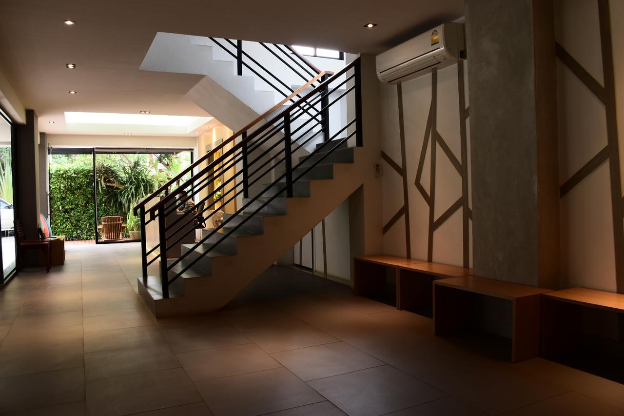 B Boutique Residence Szuratthani Kültér fotó