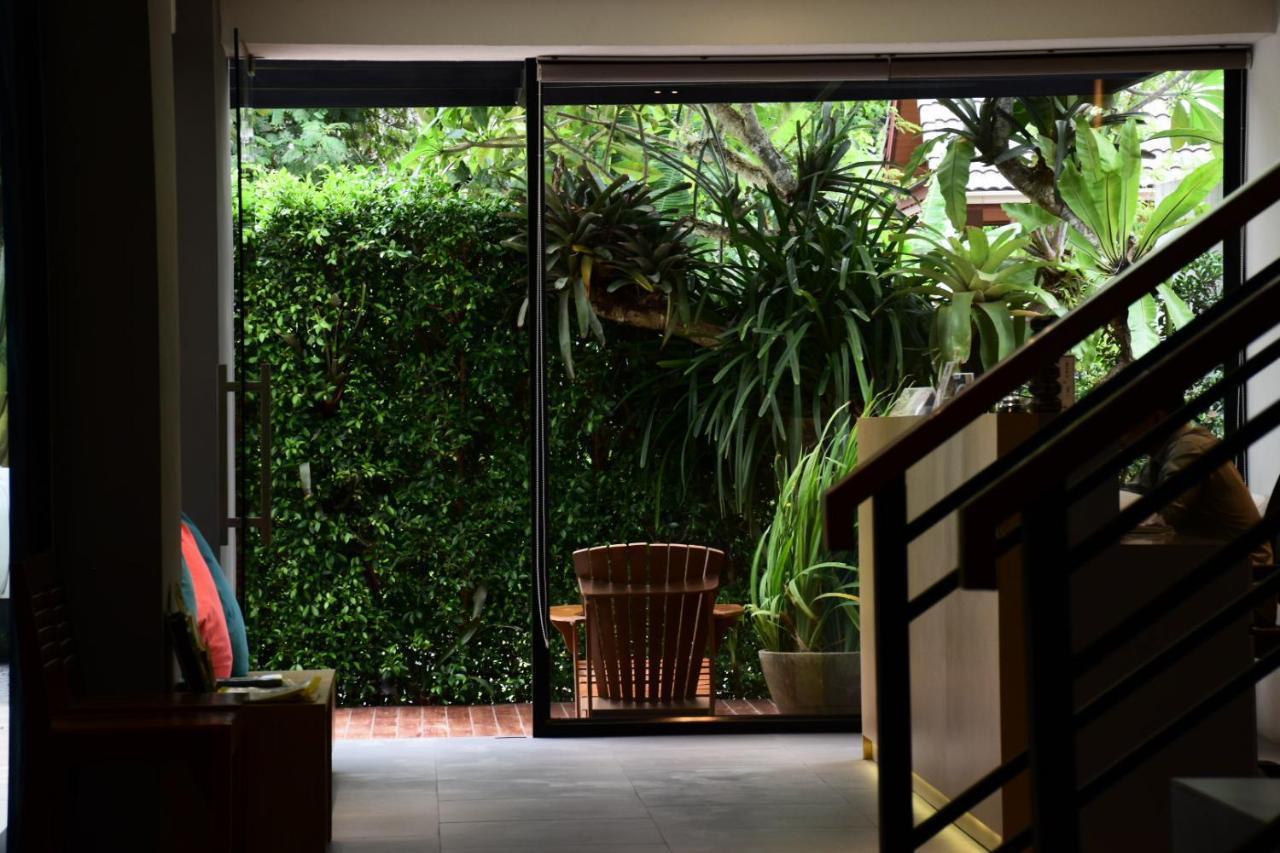 B Boutique Residence Szuratthani Kültér fotó