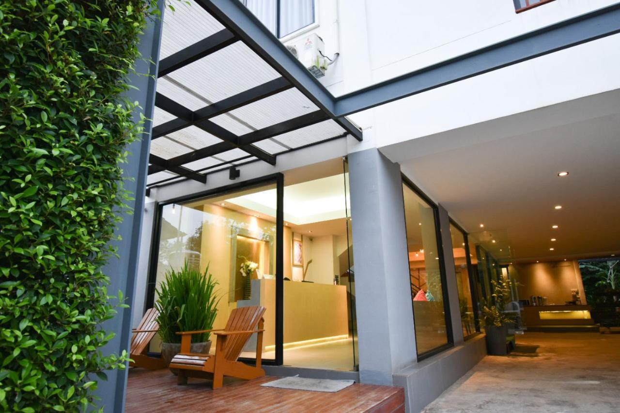 B Boutique Residence Szuratthani Kültér fotó